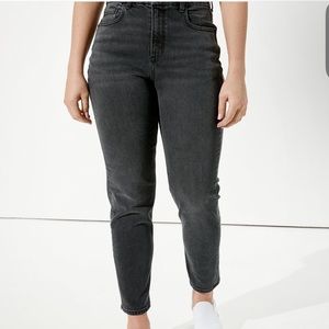 AE American eagle Stretch Curvy Mom Jean